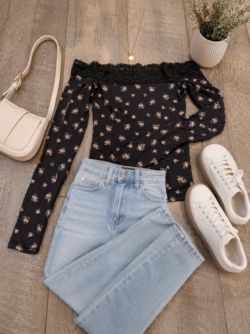 Hollister Black Off-Shoulder Floral Lace-Trim Top